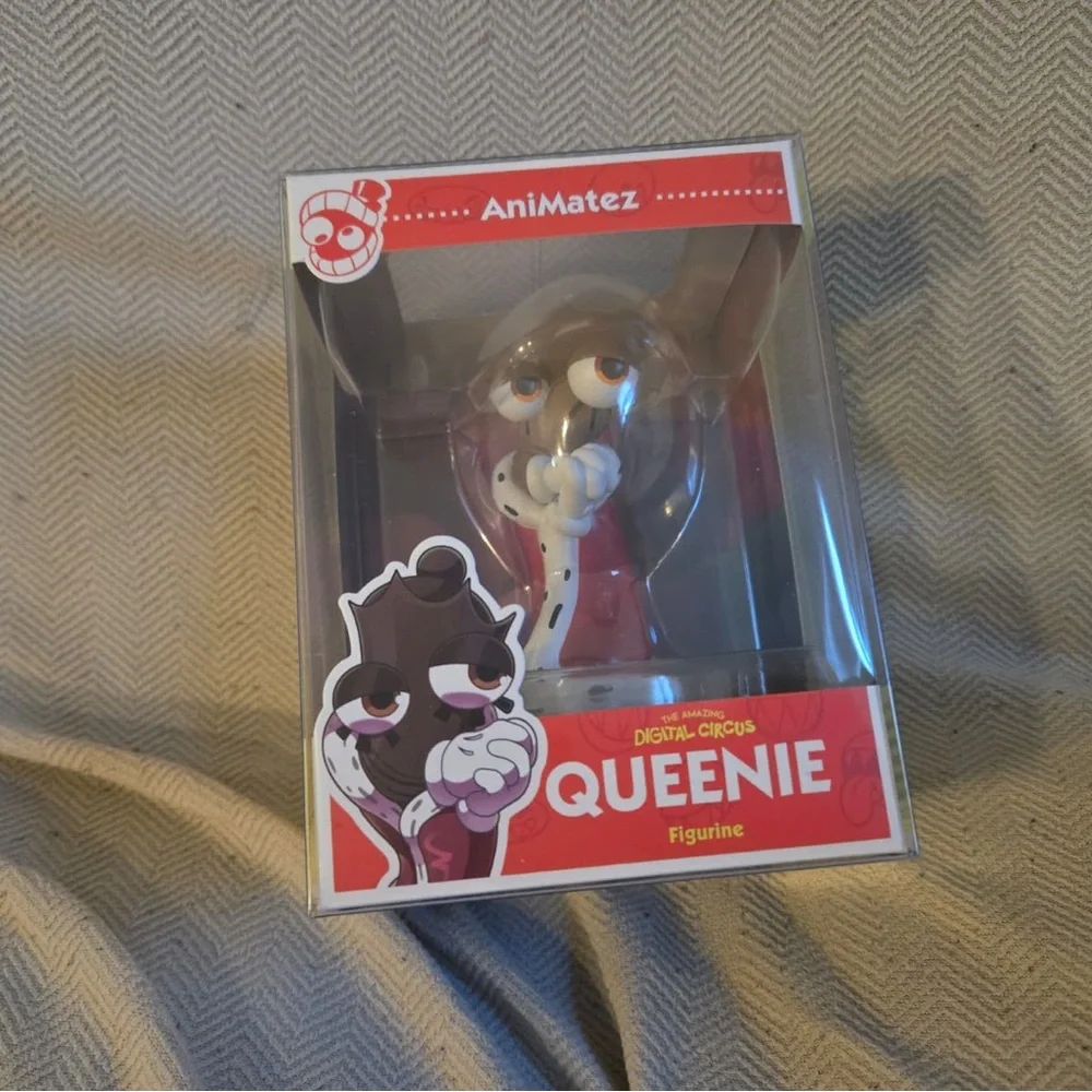 NIB New The Amazing Digital Circus Figure Lot Pomni Caine & Queenie Collectibles - Picture 6 of 9